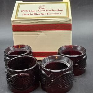 Avon Cap Cod Red Glass Napkin Rings Set of Four In Box